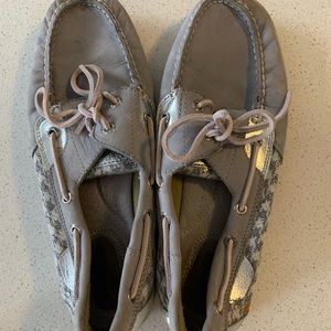 Gray women’s Sperry’s